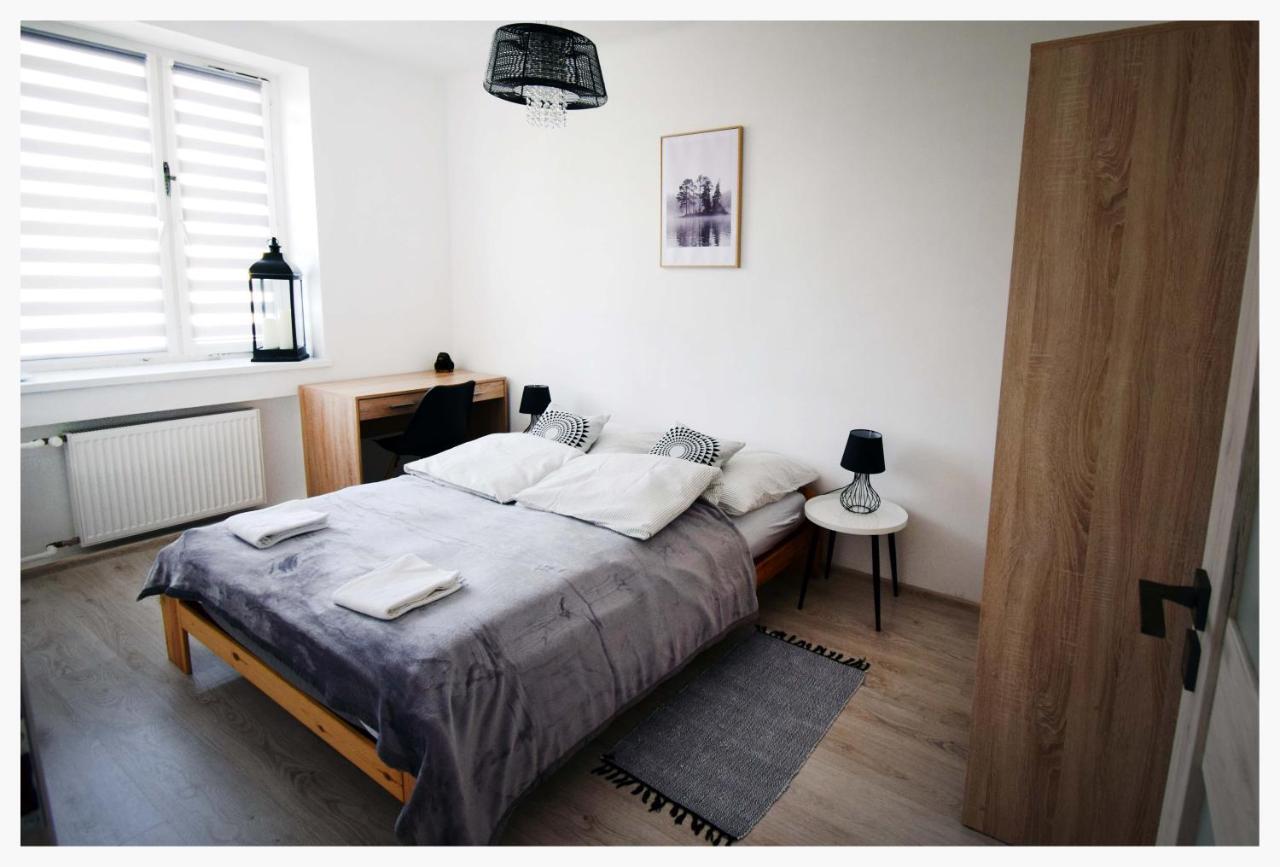 Apartment Color 24 Ii